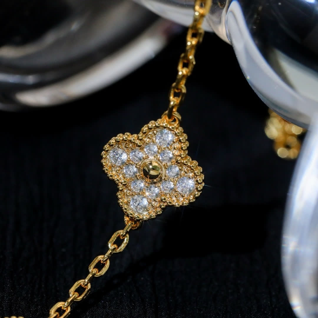 Van Cleef & Arpels Vintage Alhambra Bracelet